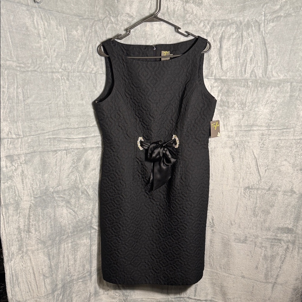 Taylor Dress NWT women's 14 wool blend silk lining Black Textured Dress Classic